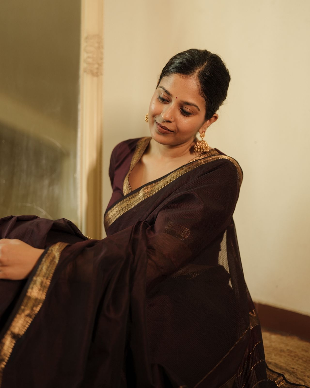 Mahogany Maheshwari saree with zari border and zari lines on pallu