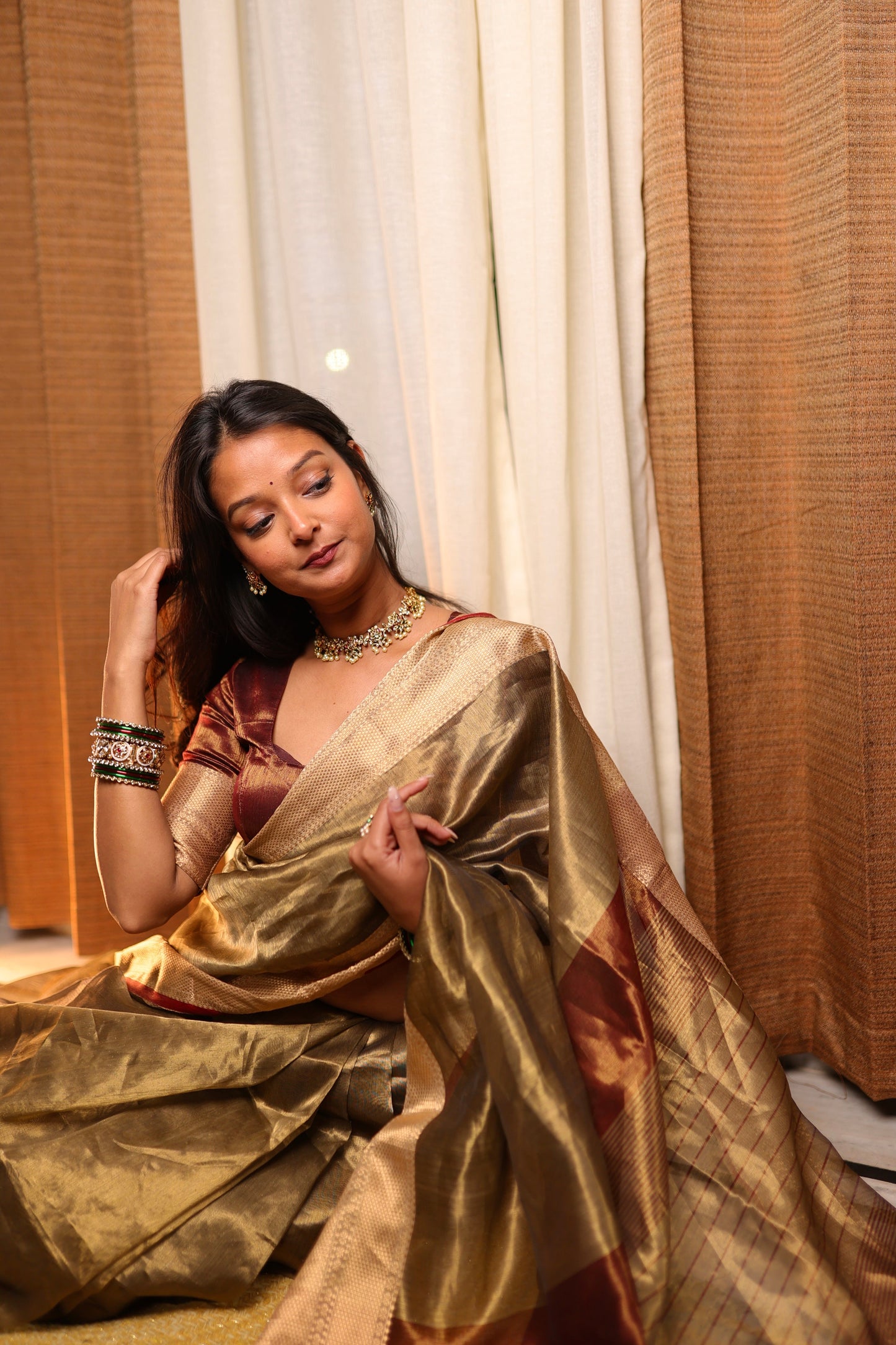 Antique Gold & Red Maheshwari Tissue Silk Saree with Zari Pattern on Pallu