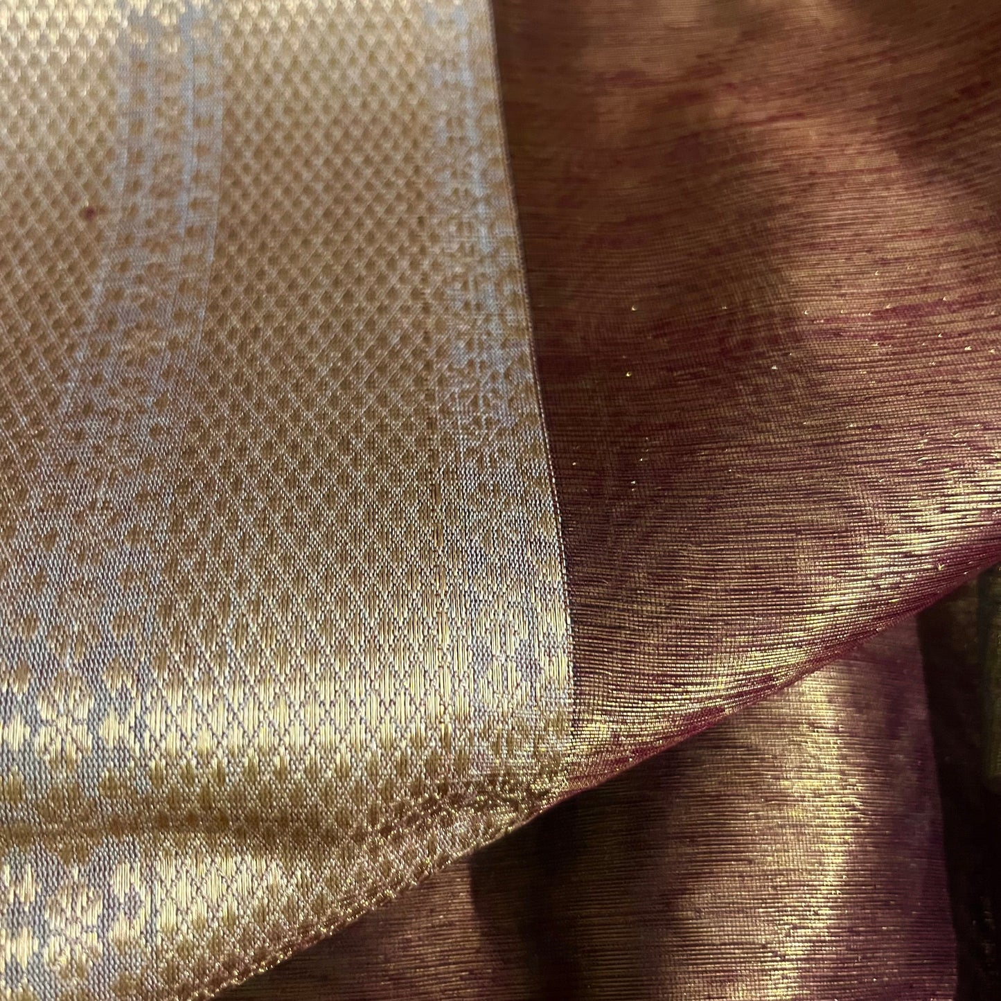 Antique Gold & Red Maheshwari Tissue Silk Saree with Zari Pattern on Pallu