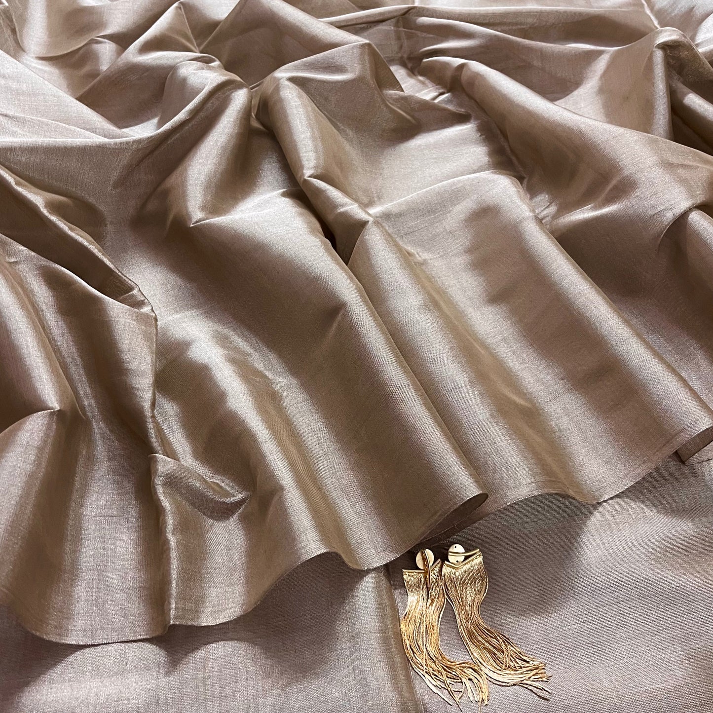 Royal silver chanderi tissue silk saree