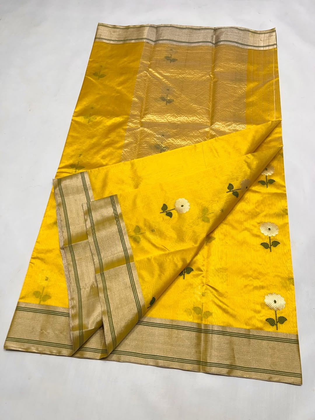 Yellow handwoven soft pattu silk Chanderi saree