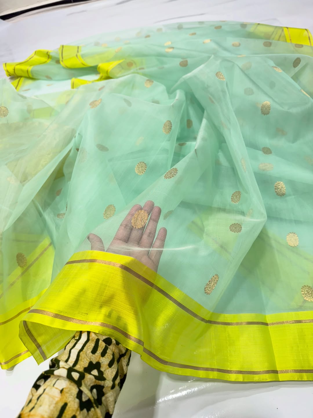 Mint green Chanderi organza (katan) silk saree it comes transparent shine